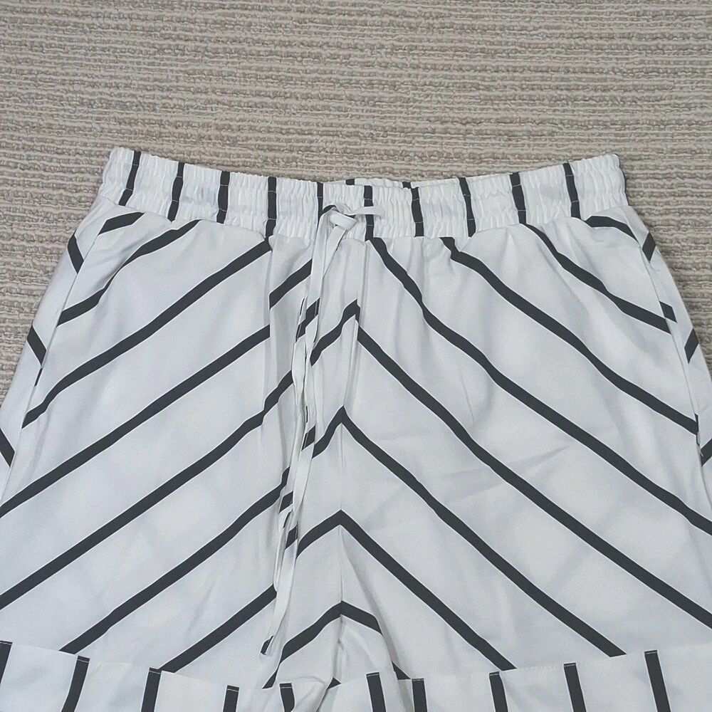 WOMENS SHORTS SIZE L LARGE WHITE BLACK DIAGONAL STRIPED DRAWSTRING CUFFED CASUAL - Picture 6 of 10